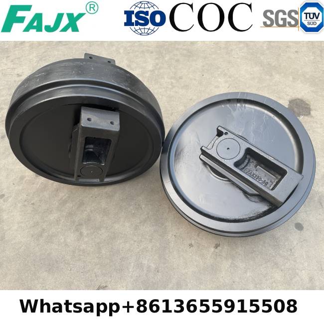 Quel matériau est utilisé pour la roue folle de la pelle ZAX350 ? Quel matériau est utilisé pour la roue folle de la pelle ZAX350 ?